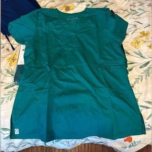Medium, hunter green, Eon by Maevn Scrubs